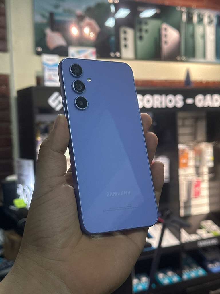 Galaxy A54 SEMI NUEVO (MORADO)