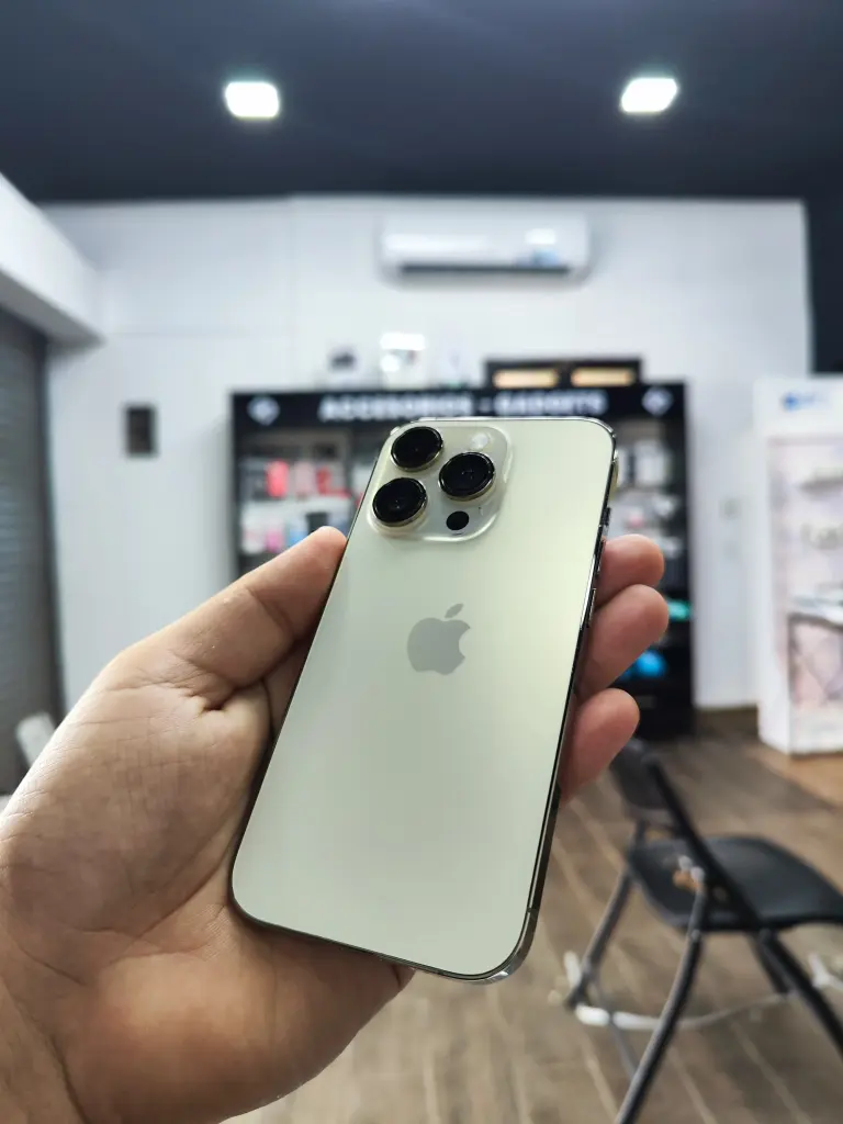 iphone 14 pro 256gb semi nuevo 100% dorado