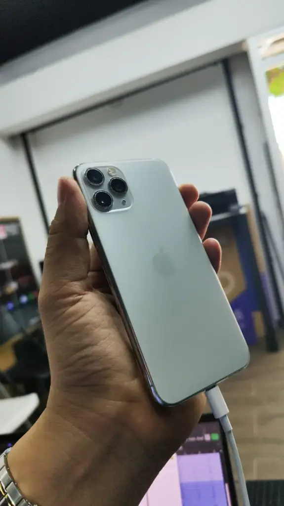 [ip11problancoB] Iphone 11 pro  256GB  (BLANCO)